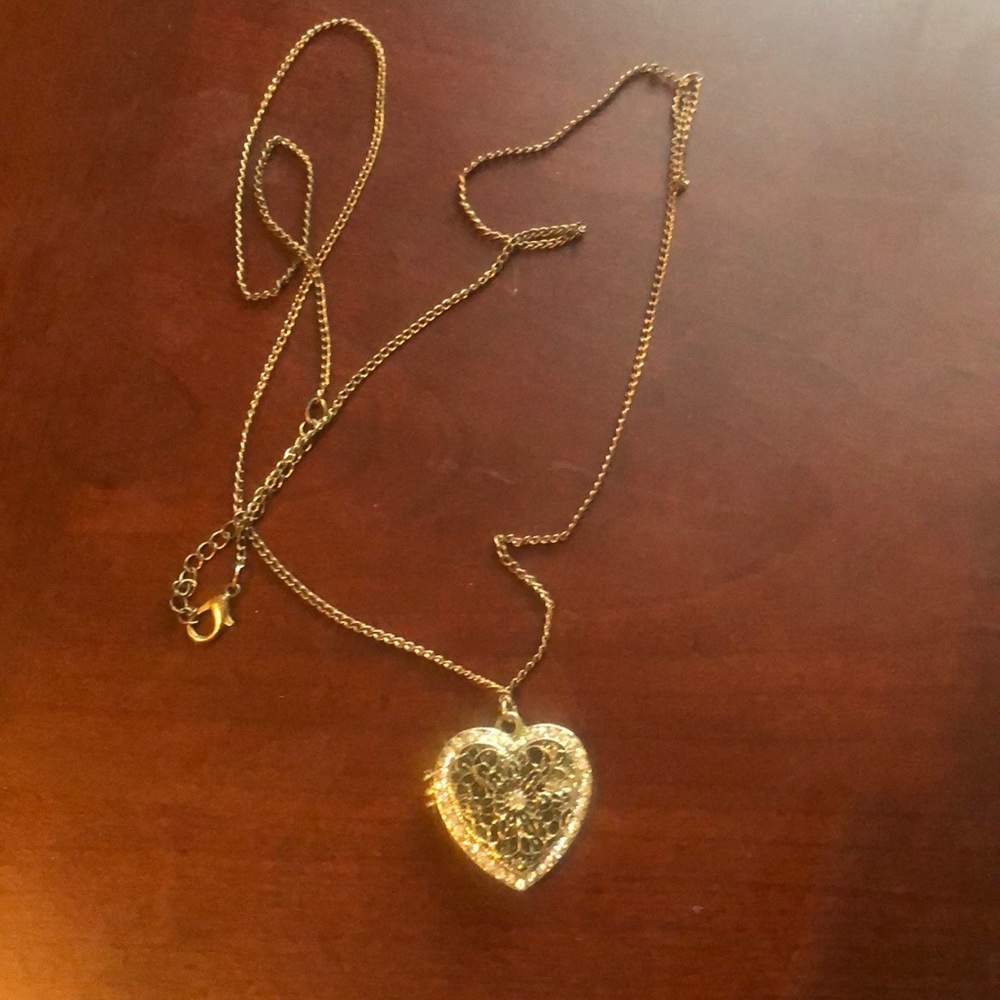 Heart locket necklace long